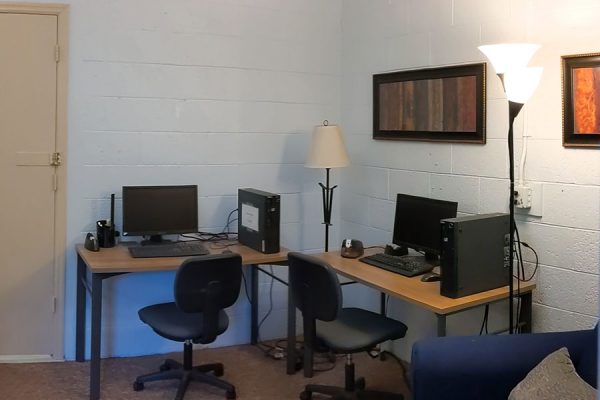 Internet Cafe - Main House